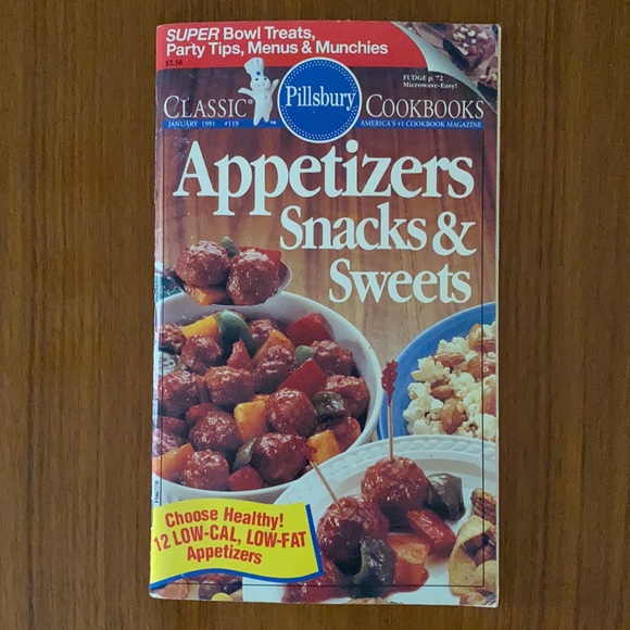 VINTAGE Bundle of 5 Pillsbury Cookbooks  1989-1993 - Picture 8 of 12